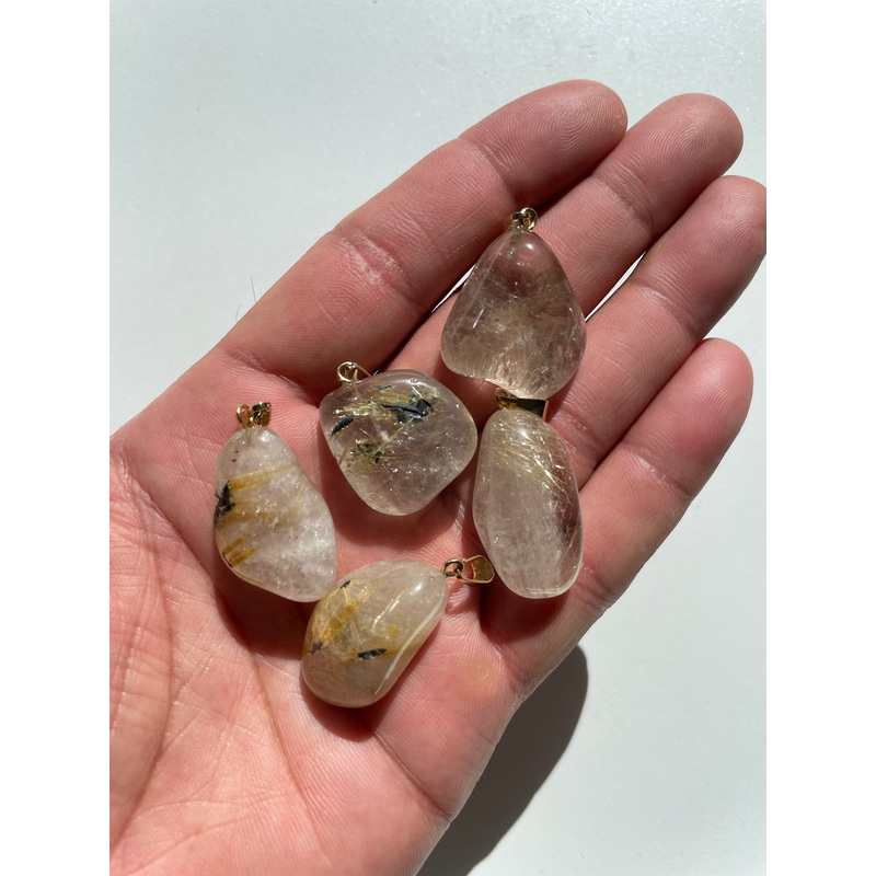 1 x Rutilated Quartz Tumbled Crystal Pendant PD025