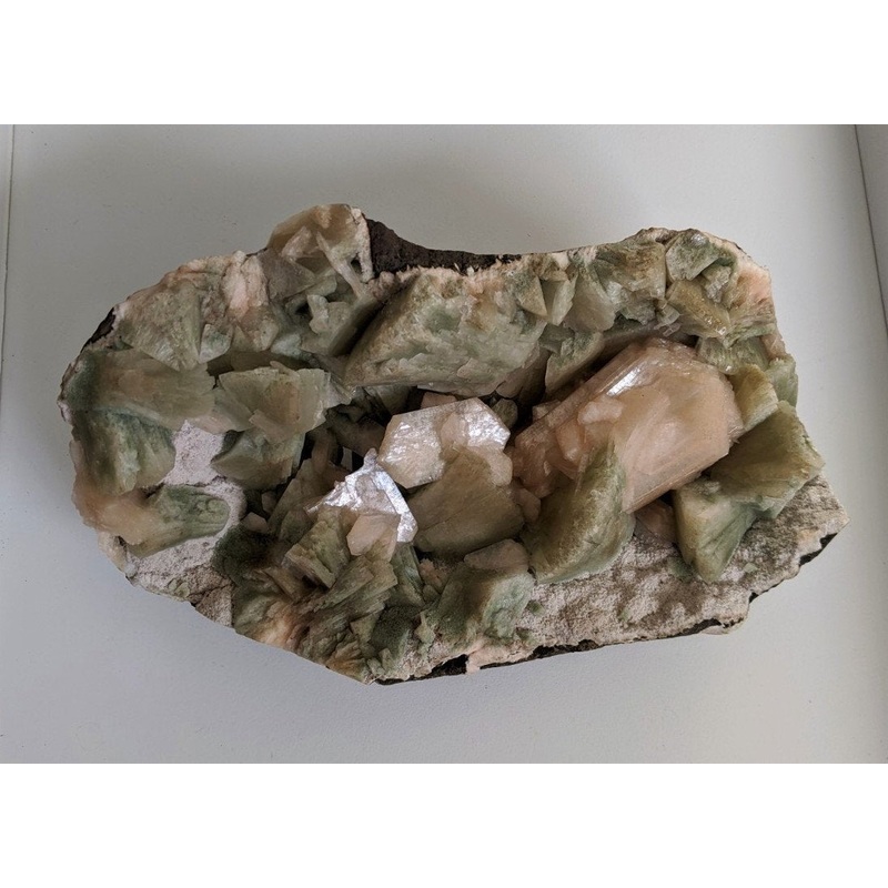 Large Green Heulandite specimen Geode Crystal/Mineral Specimen Rare 1.5kg