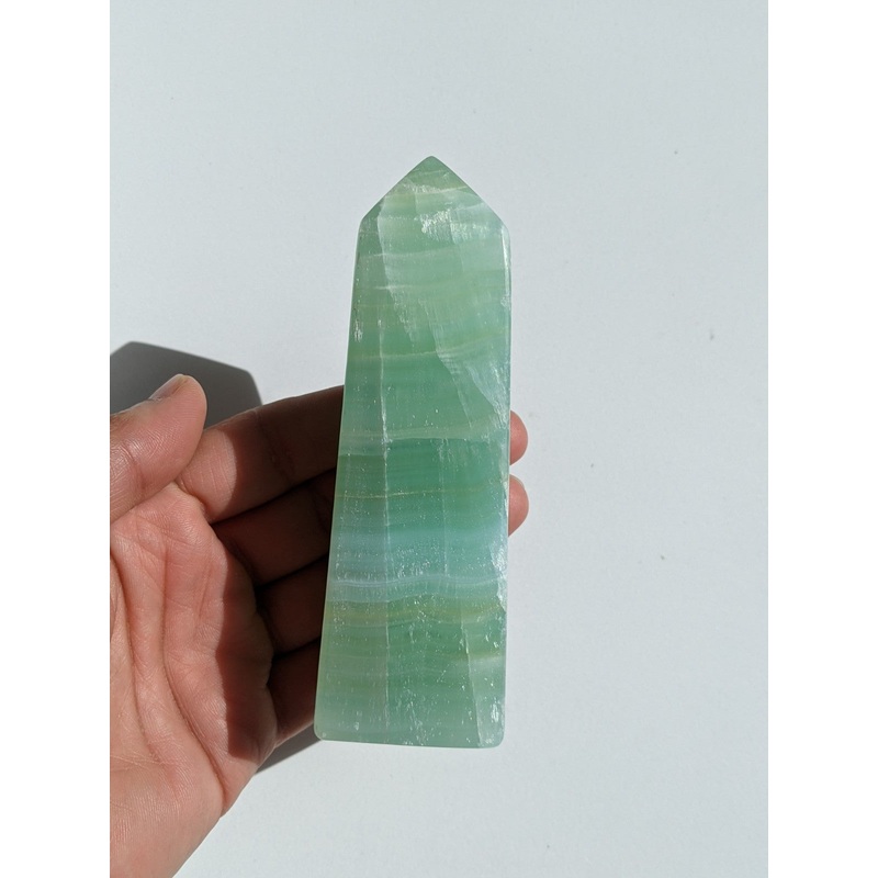 Pistachio Calcite Tower T041