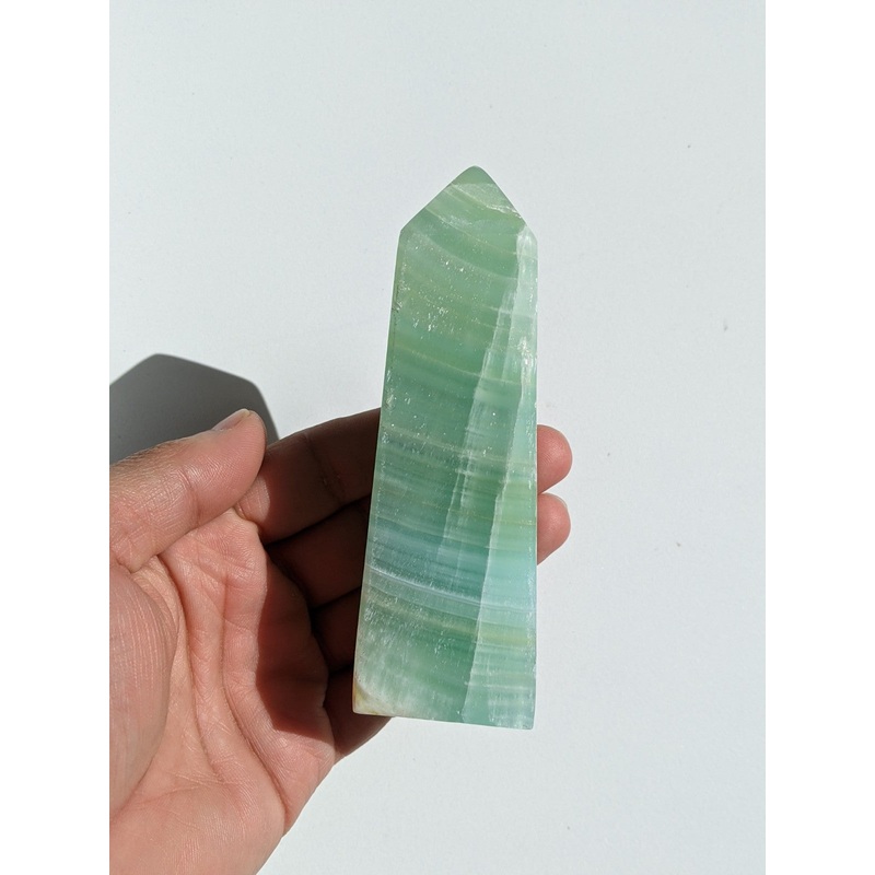 Pistachio Calcite Tower T042