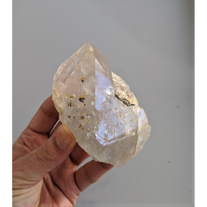 Quartz Point Himalayan Quartz Natural Crystal /Mineral 100x50mm