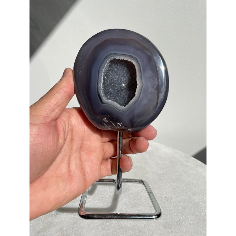 Agate Geode on Stand High Grade AG083