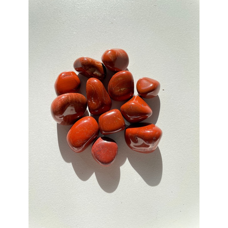 Red Jasper tumbled stone crystal/ mineral x 1 (22-30mm)