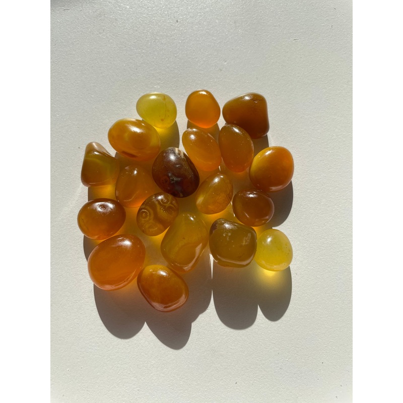 Yellow Onyx tumbled stone crystal/ mineral x 1 (22-30mm)