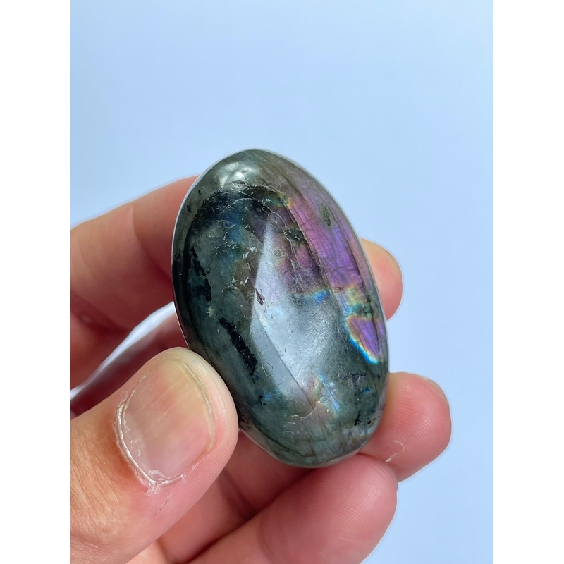 Purple Labradorite Crystal Palm Stones LA088