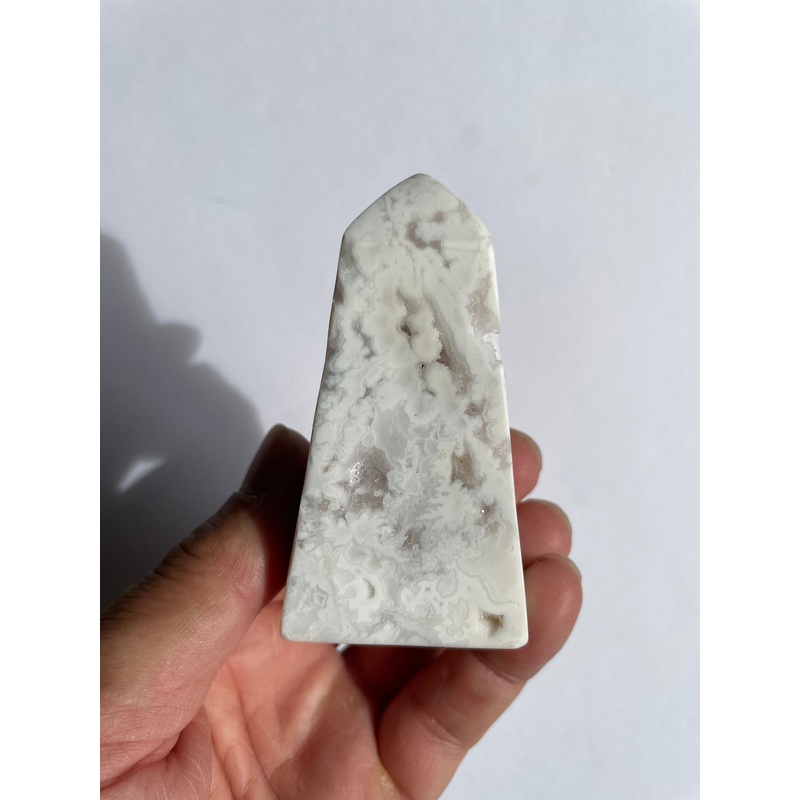 Snow Agate High-Grade Crystal Tower T880