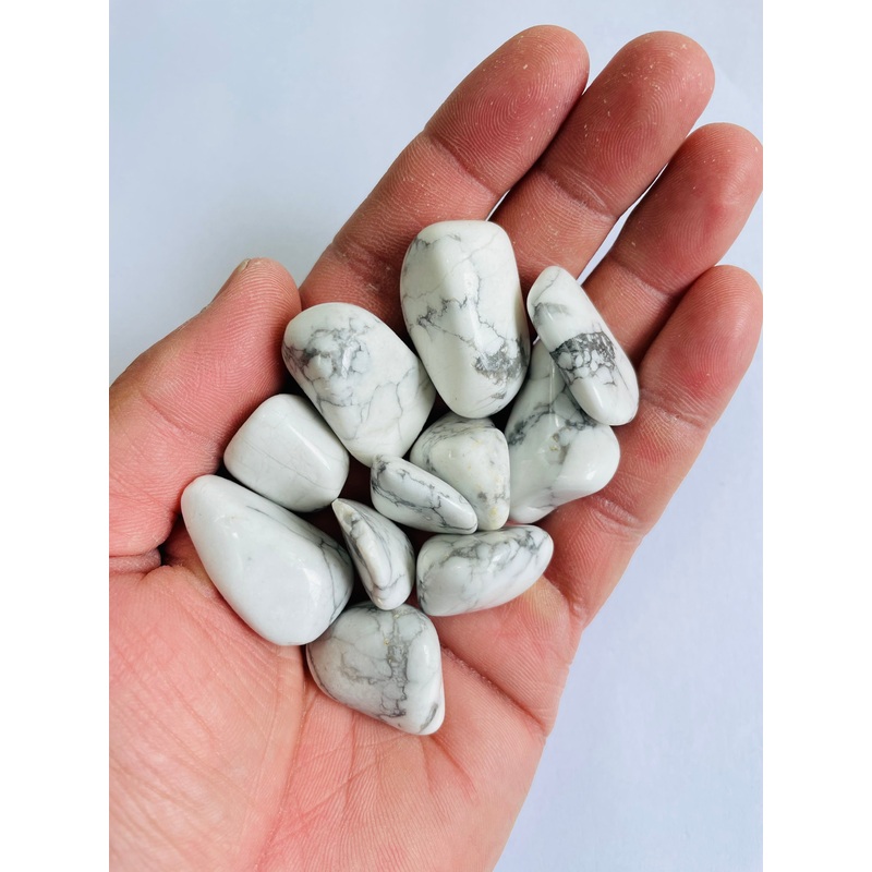Howlite Tumbled Stones TB044 x 1