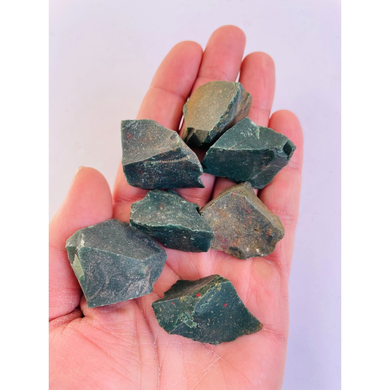 1 x Raw Blood Stone Natural Crystal RW05