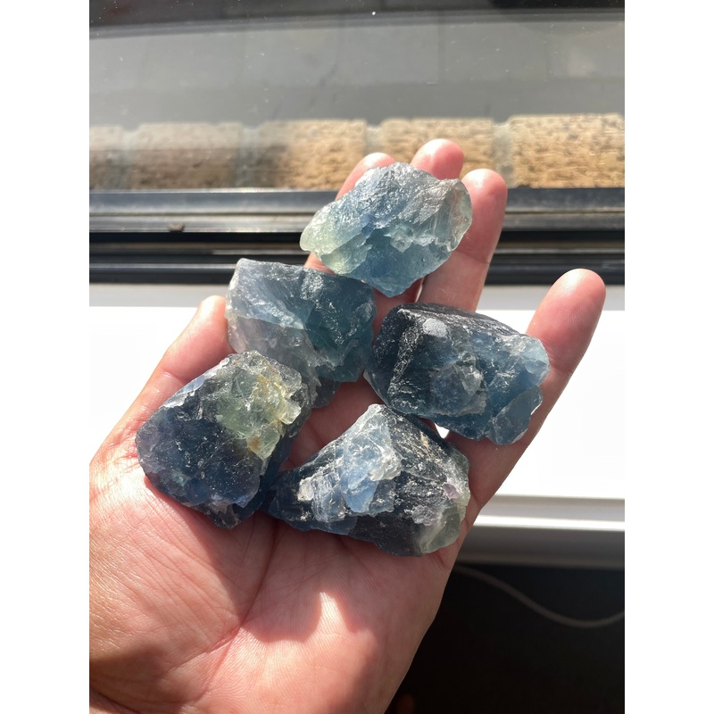 1 x Raw Blue Fluorite Natural Crystal RW18
