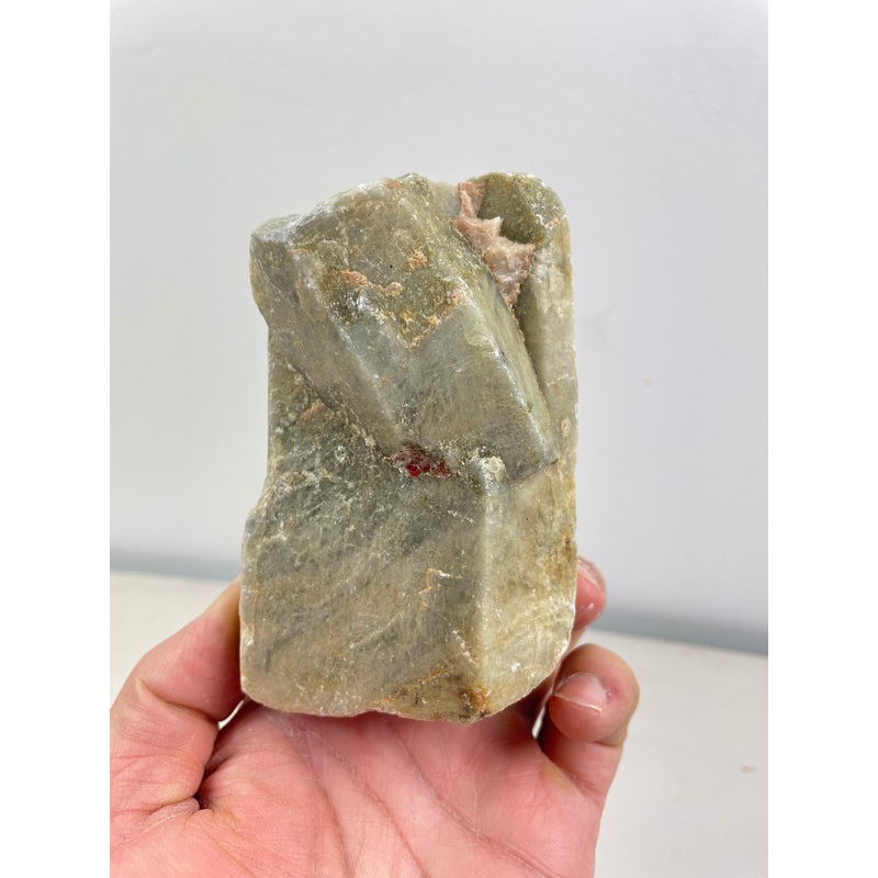 Raw Aquamarine Crystal RW031