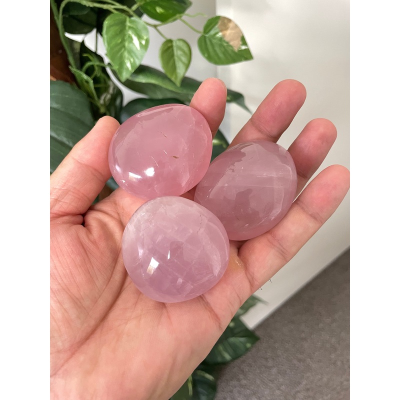 Rose Quartz Palm Stone Natural x 1 PS023