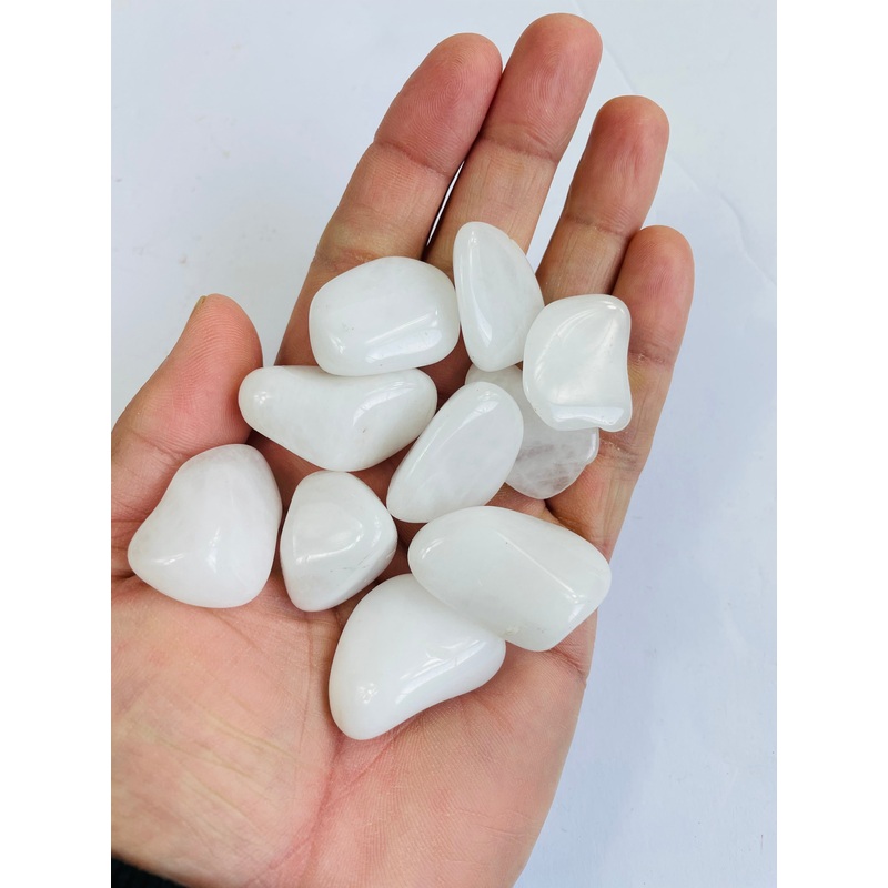 Snow Quartz Tumbled Stone TB091 x 1