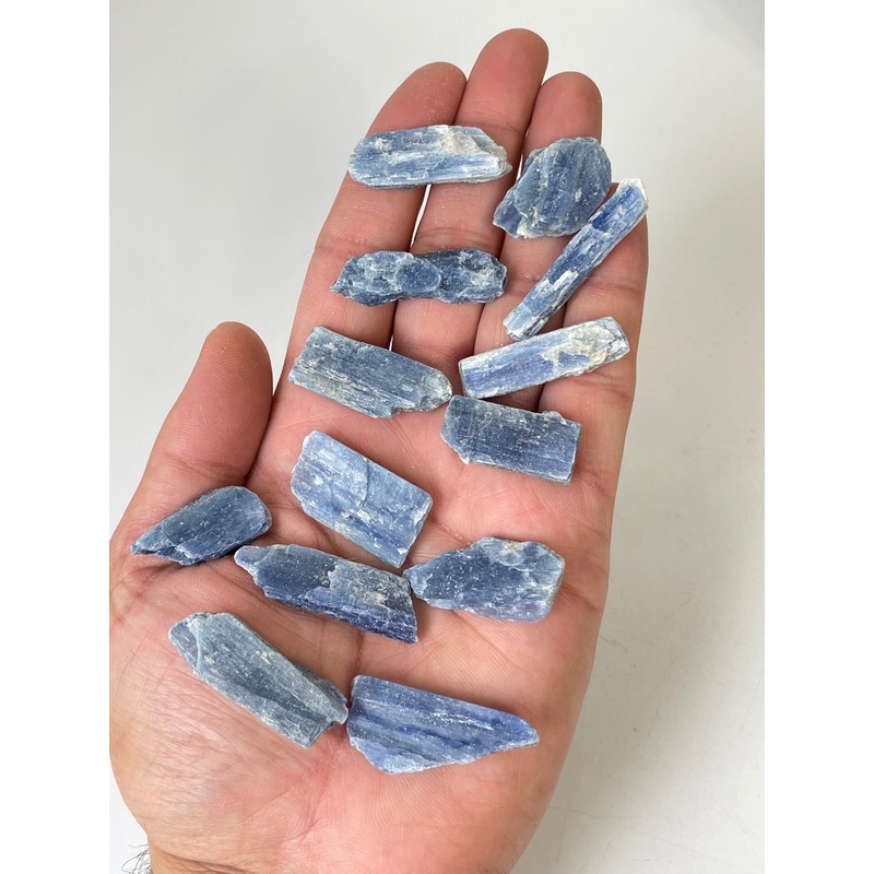1 x Blue Kyanite Blade Natural Crystal RW16