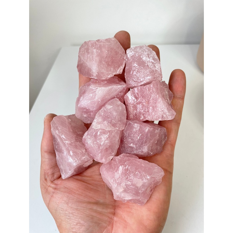 1 x Raw Rose Quartz High Grade (Small) – RQ01
