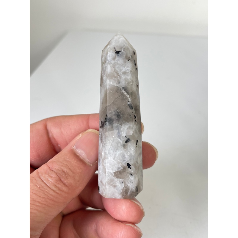 Blue Moonstone Tower High Grade T084a