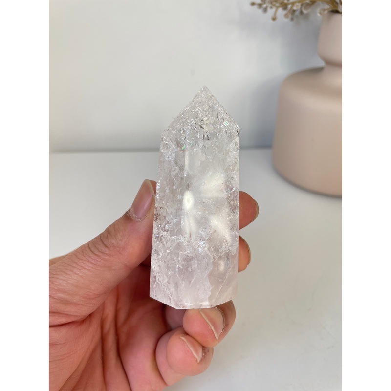 Crackled Quartz Tower High Grade T052a
