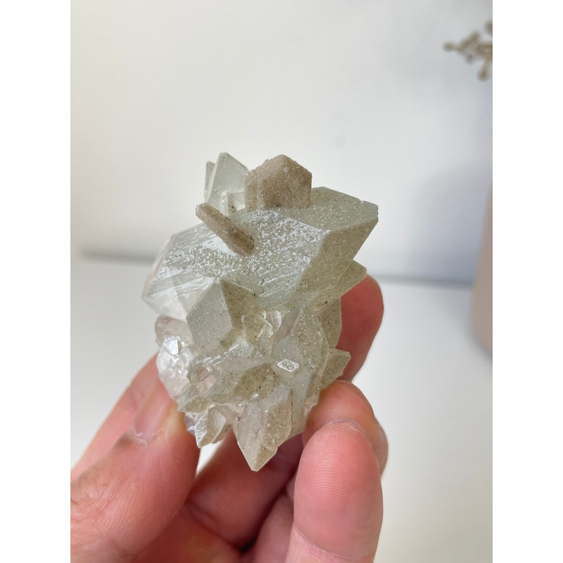 Pointed Apophyllite with Stilbite Cluster AP670a