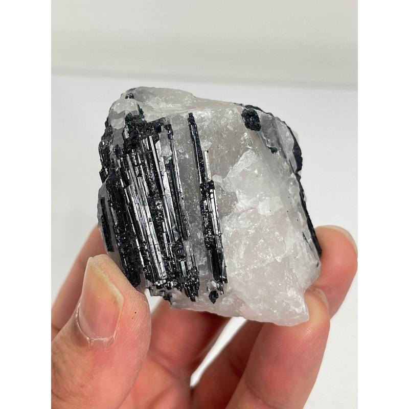 Tourmalinated Quartz Raw Natural PT037