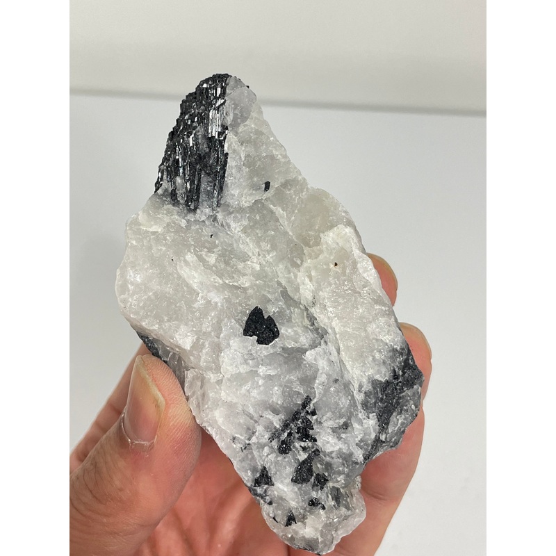 Tourmalinated Quartz Raw Natural PT044