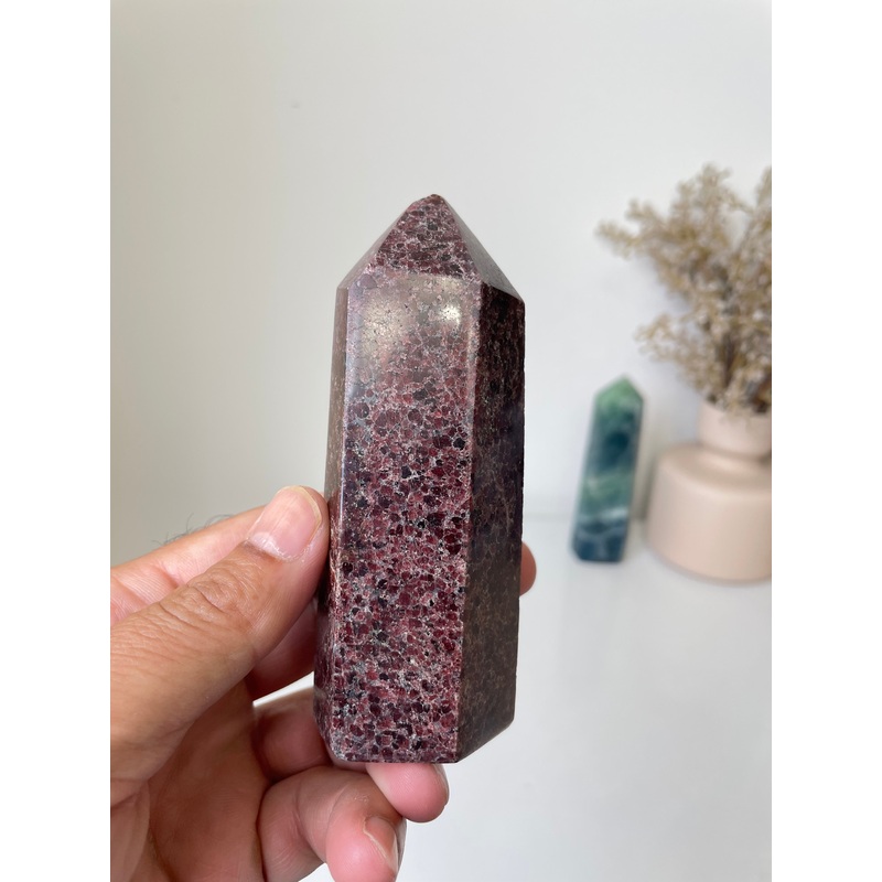 Garnet Crystal Tower T261a