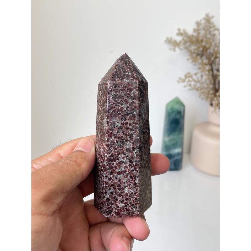 Garnet Crystal Tower T262a