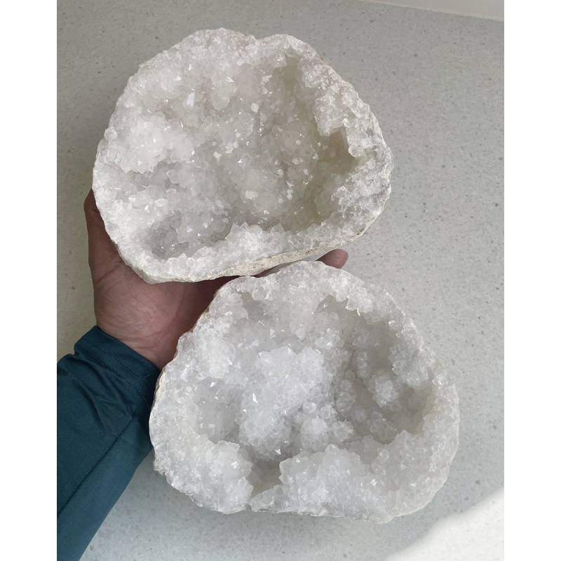 Moroccan Quartz Geode Pair Large (2.5-3kg) QG080