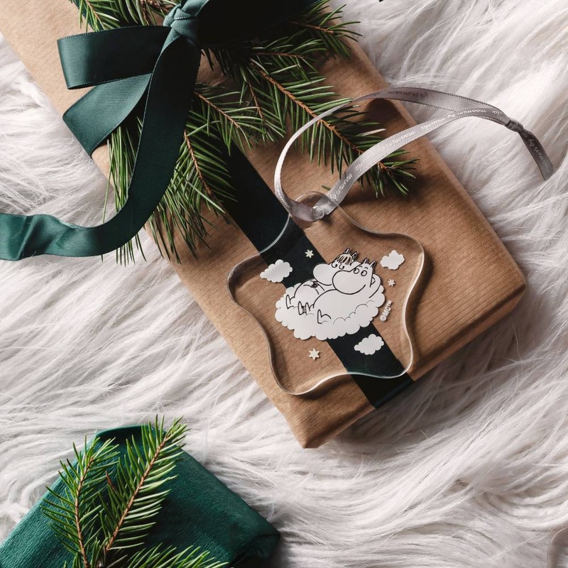 Moomintroll & Snorkmaiden Glass Ornament 8cm