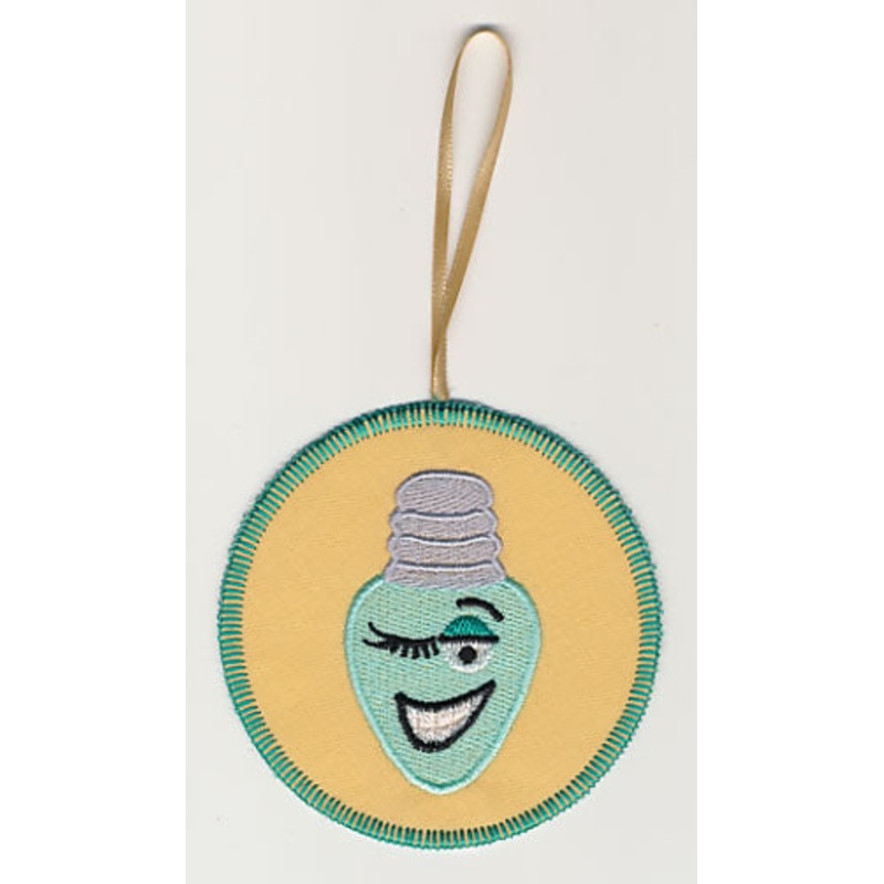 Winking Light Ornament (In-the-Hoop)
