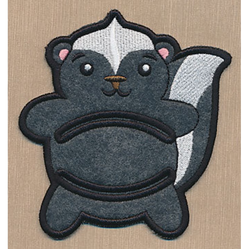 Woodland Skunk Napkin Holder (In-the-Hoop)