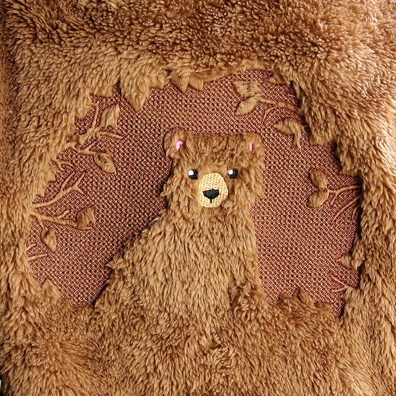 Woodland Bear (Embossed)|6.85″ x 9.67″ / 173.95mm x 245.7mm|5.52″ x 7.8″ / 140.18mm x 198.07mm|4.86″ x 6.86″ / 123.33mm x 174.26mm|All Sizes
