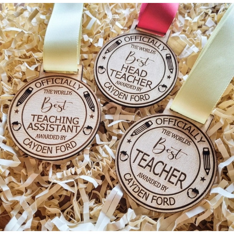 Personalised Best Teacher/Assistant/Headteacher Medal