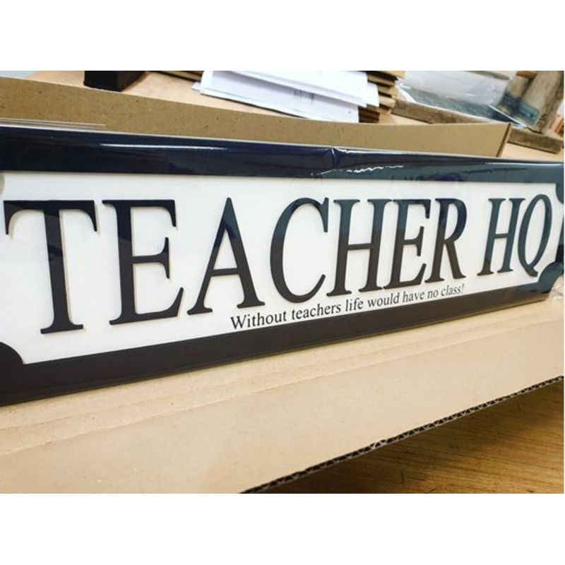 TEACHER HQ – 3D Train/Street Sign