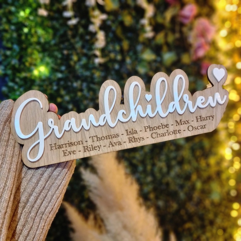 Personalised Grandchildren Sign – White & Oak