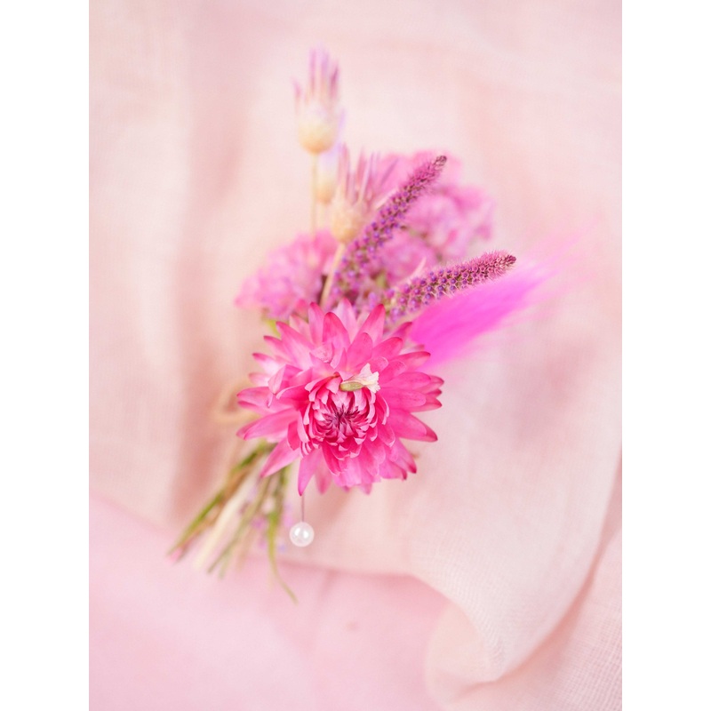 The Rouge Garden Dried Flower Baked Blossom Boutonnire