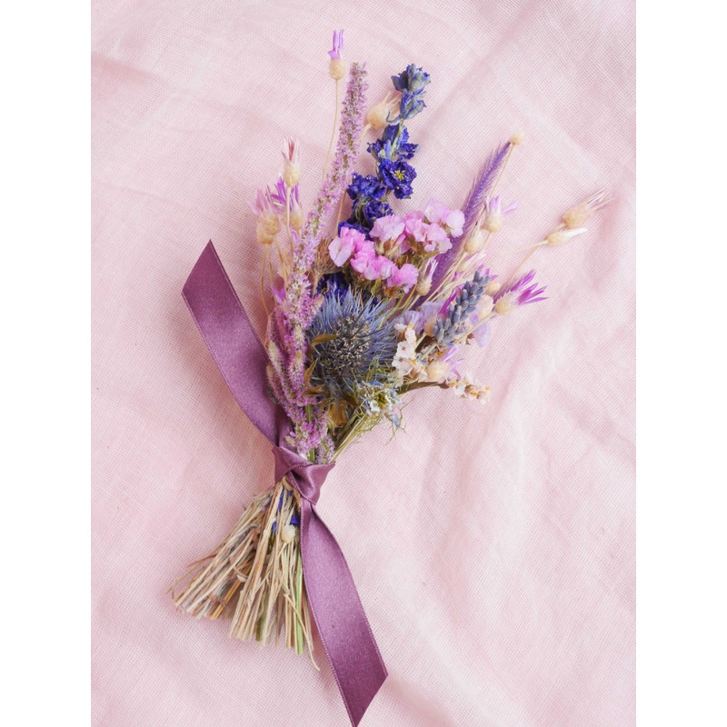 The Wild Amethyst Dried Flower Baked Blossom Table Setting Favours
