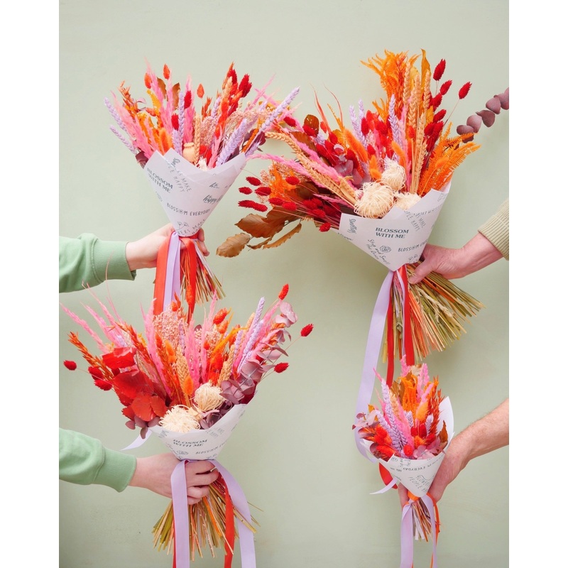 The Peach and Pumpkin Pie Dried Flower Baked Blossom Bunch