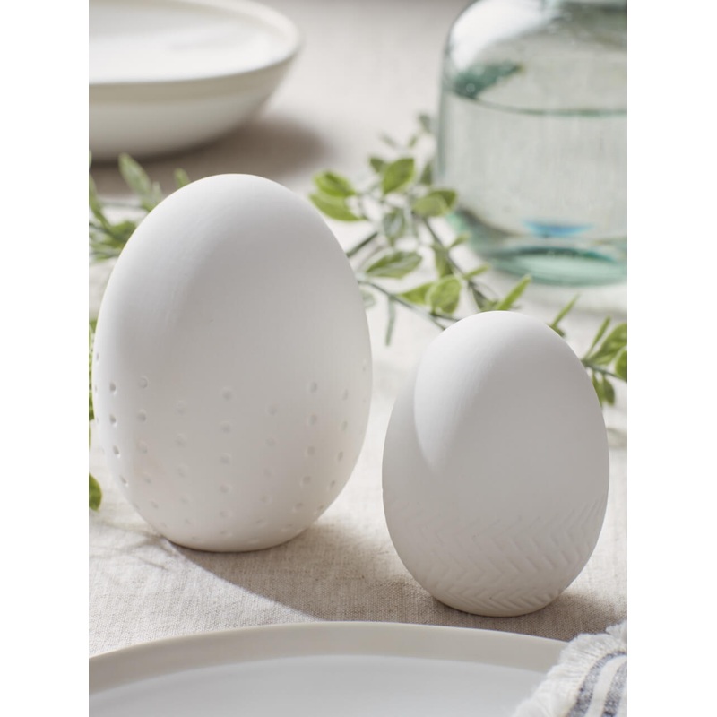 Set of 2 Detailed White Ceramic Egg Decorations