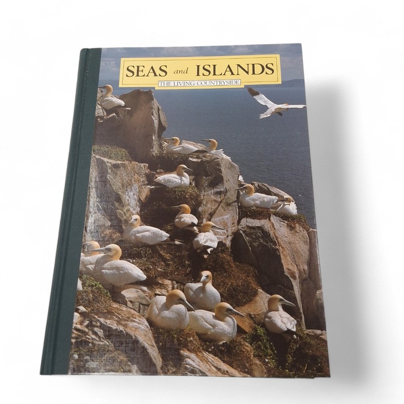 Seas and Islands The Living Countryside Reader’s Digest Hardcover Book | Preloved
