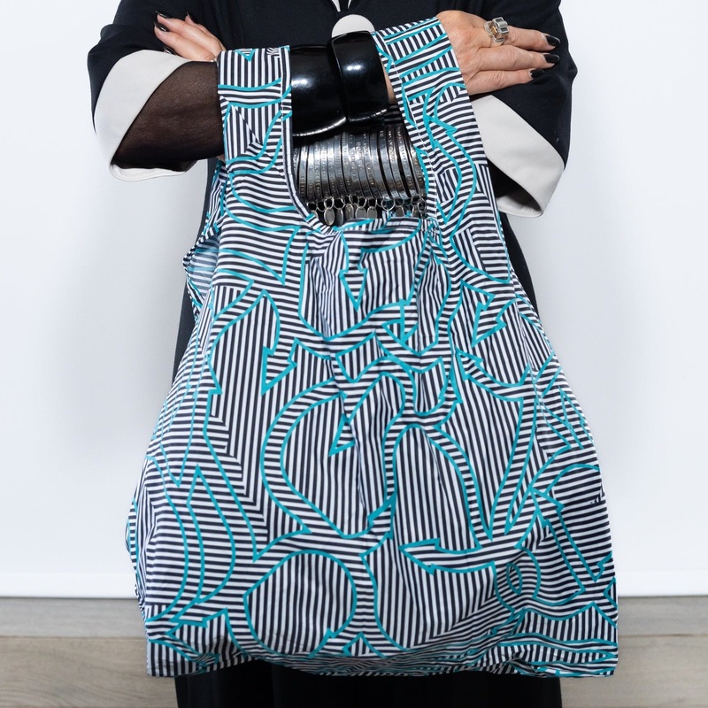 Sue Timney- Black and White Arrow – Recycled Packable Shopping Bag