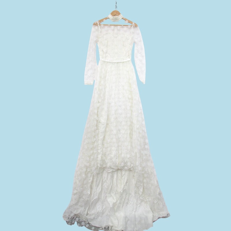 Vintage 1970s Wedding Dress Ivory UK 10 Lace Womenswear | Pre-loved