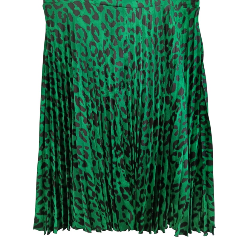 New Look Curves Green Leopard Print Pleated Midi Skirt UK 24 Womenswear | Pre-loved