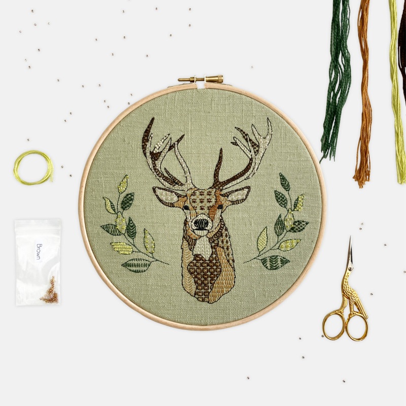 Stag Modern Embroidery Kit|Sage Green