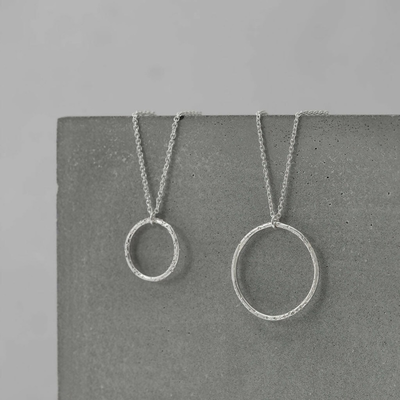 Textured Loop Necklace|mini|standard|Copper