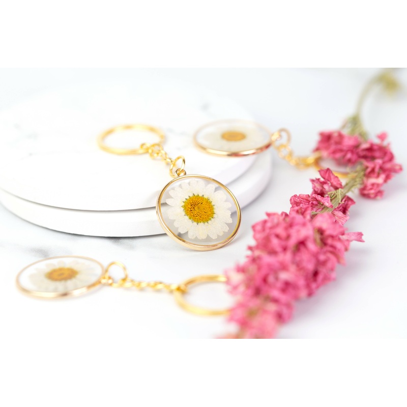 Real Pressed Daisy Keyring