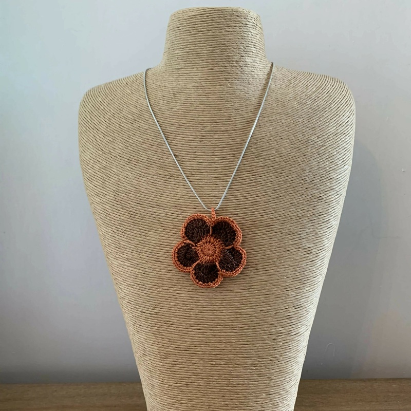 Crochet Flower Necklace Pouch