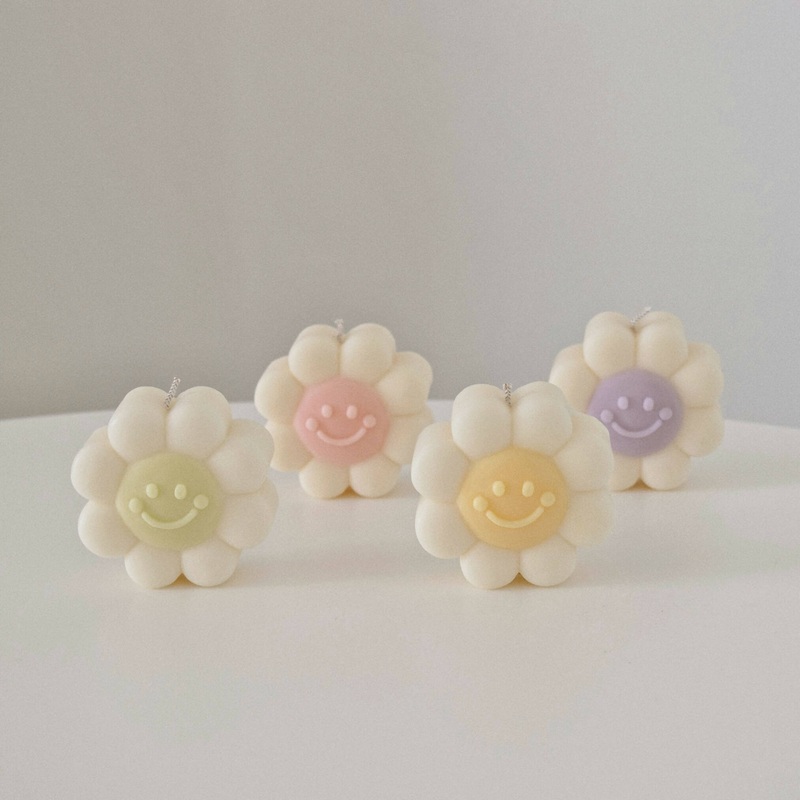 Smiley Flower Candle|Yellow|Peach|Green|Pink|Lilac