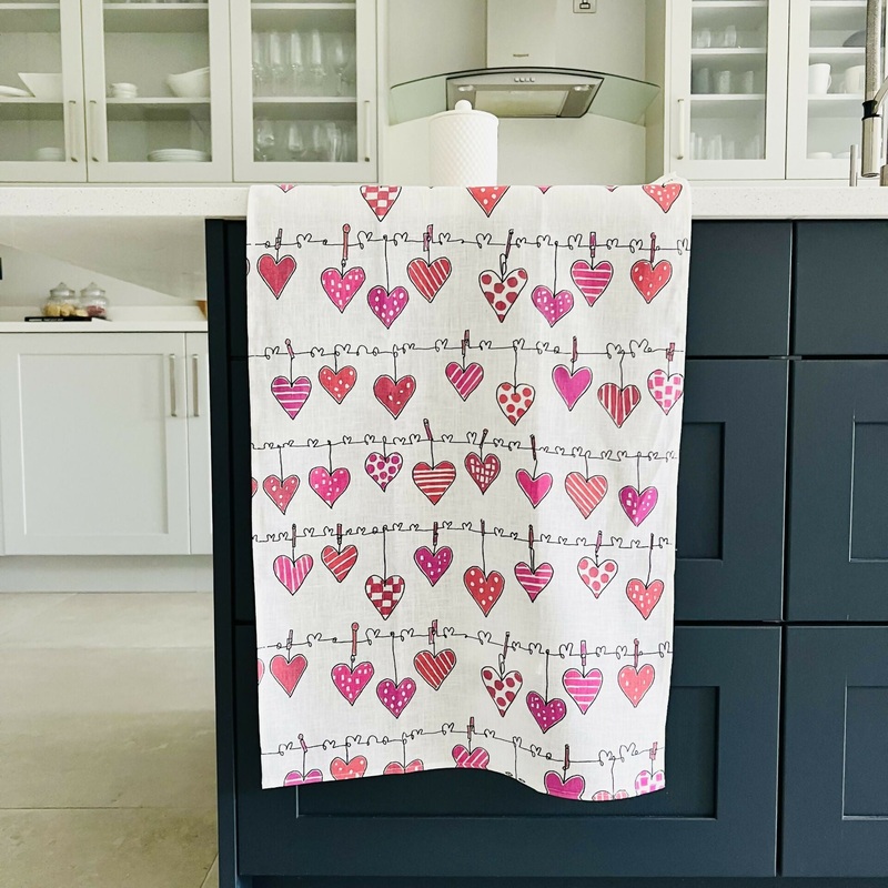 Linen Tea Towel – Hearts