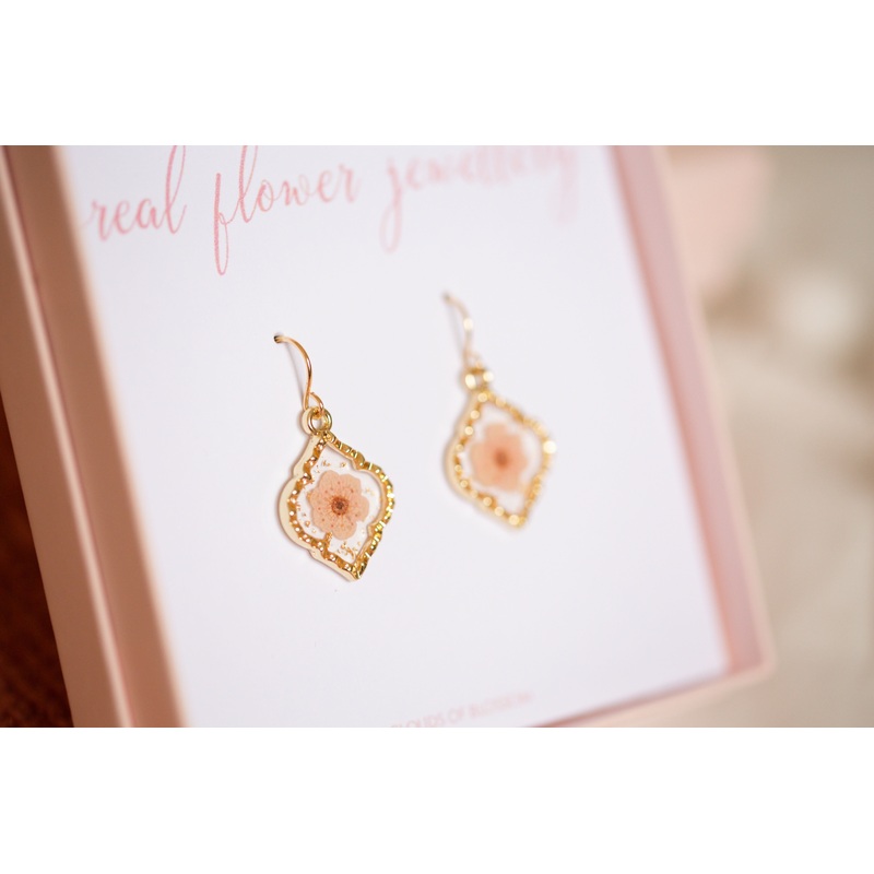 Pale Pink Babys Breath Fancy Diamond Shaped Bezel Earrings Gold Plated