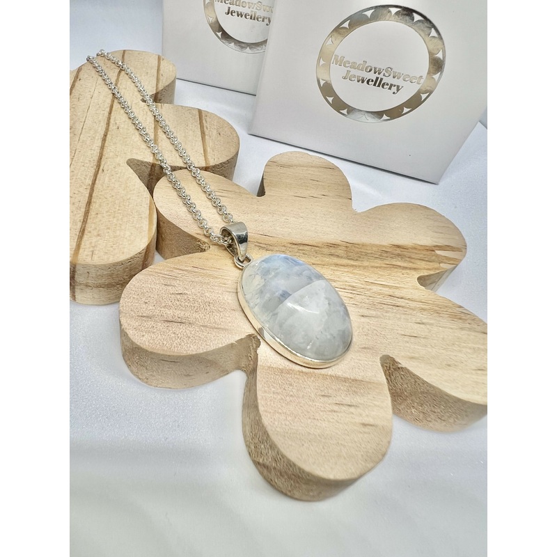 Blue moonstone oval necklace
