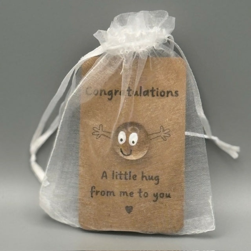 Pebble Hug Congratulations Gift Card